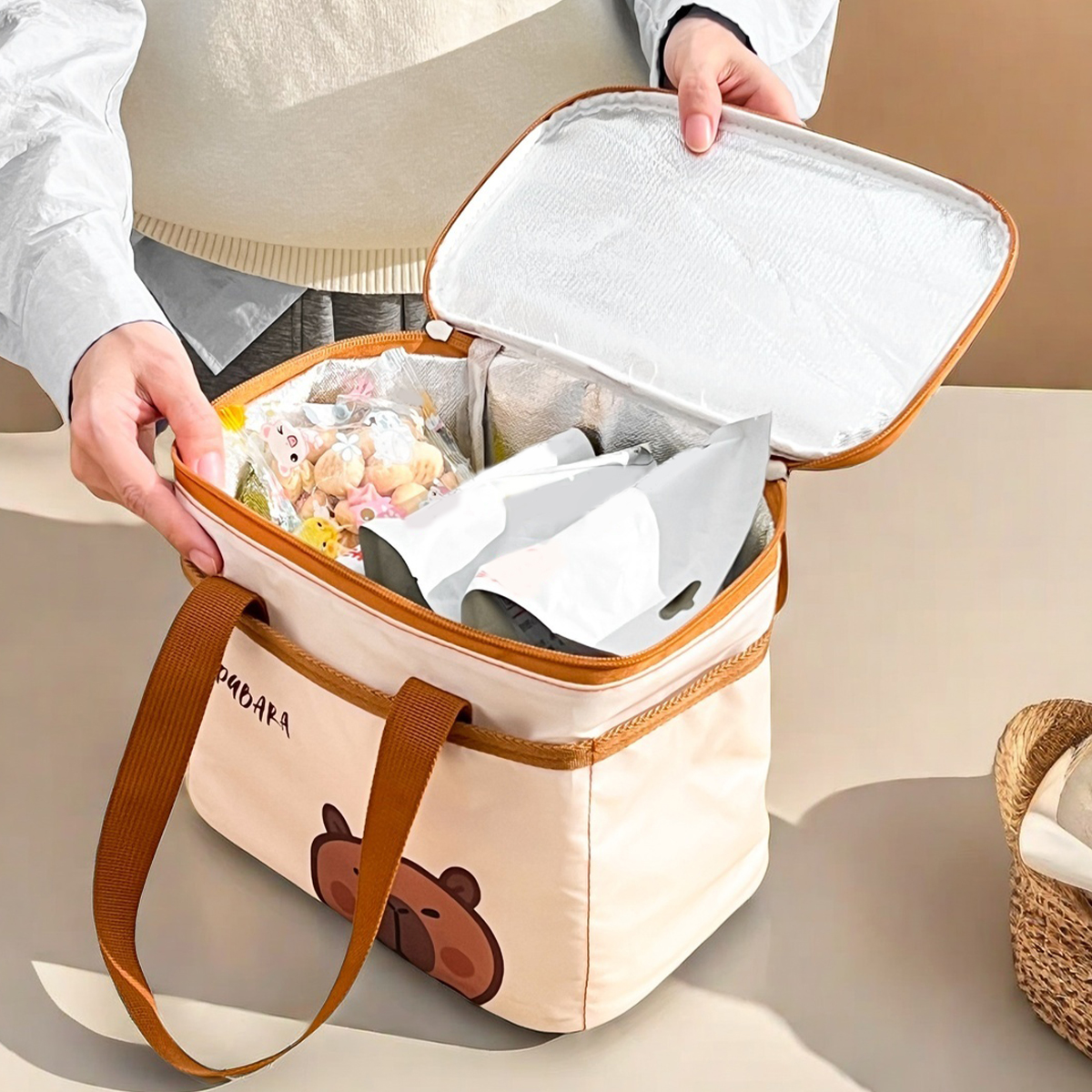 Cute Capybara Insulated Lunch  - Food Storage Warmer のレビューと価格