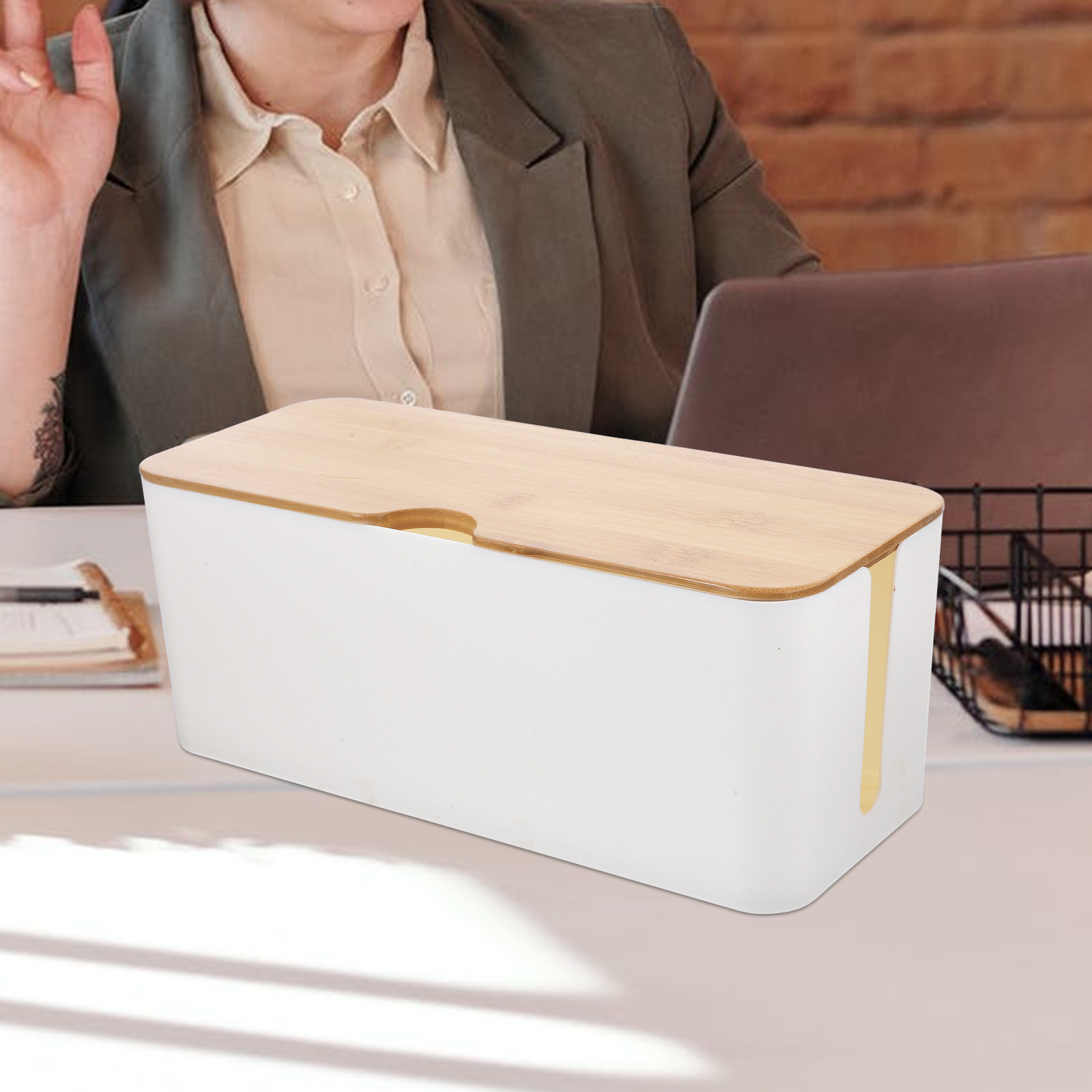 Cable Management Box with Smoo - Food Storage Box Large のレビューと価格
